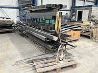 Metaal voorraad in rek - afbeelding 2 van  6