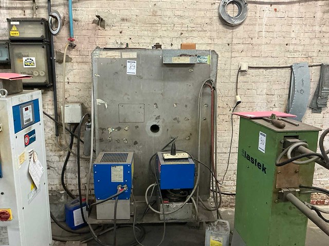 Metaalbewerkingsmachine - afbeelding 1 van  3