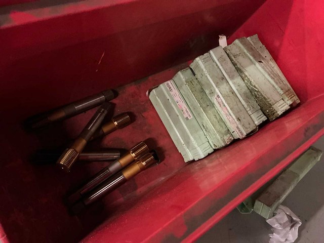 Metaalfrezen (30x) - afbeelding 1 van  2