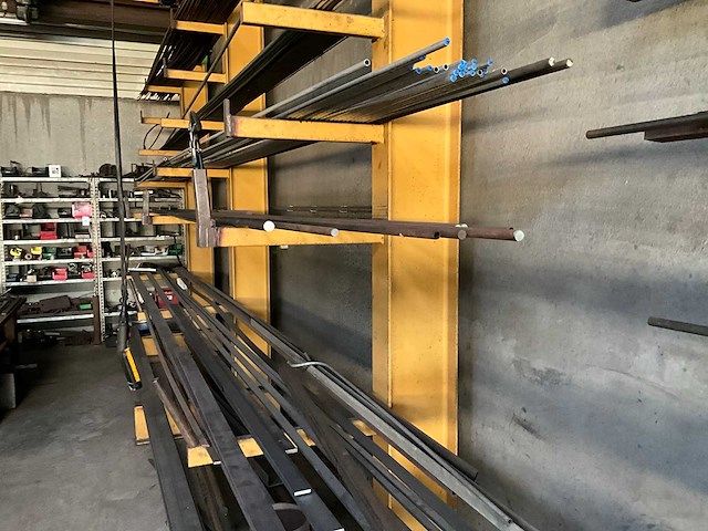 Metaalvoorraad - afbeelding 7 van  17
