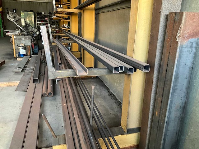 Metaalvoorraad - afbeelding 12 van  17