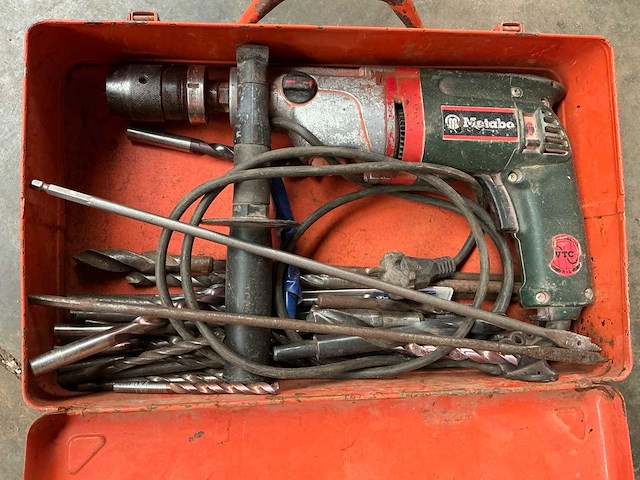 Metabo boormachine met diverse boren - afbeelding 1 van  1