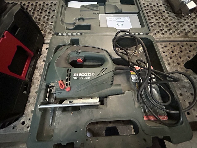 Metabo decoupeerzaag - afbeelding 1 van  3