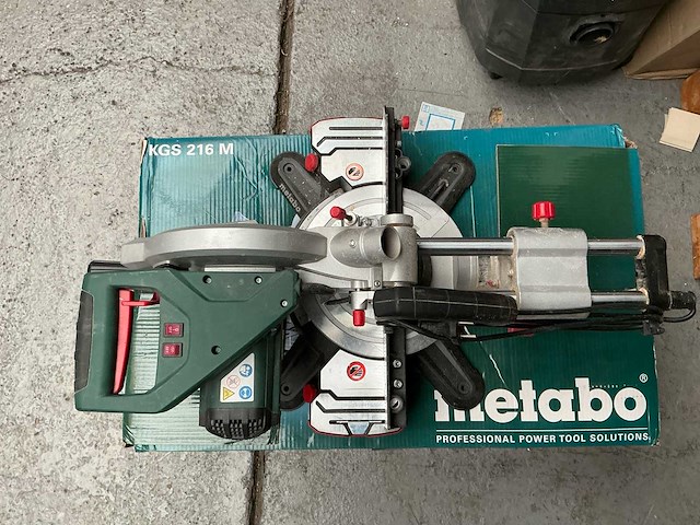 Metabo kgs 216m afkortzaag - afbeelding 2 van  5