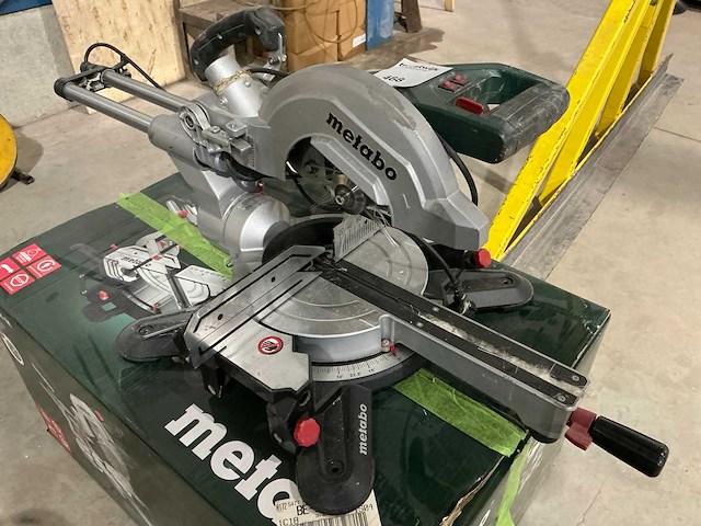Metabo kgs 254 m radiaalafkortzaagmachine - afbeelding 8 van  10