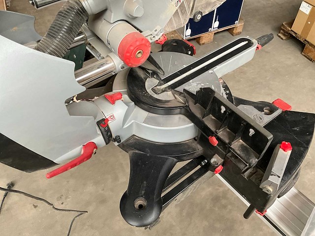 Metabo kgs 315 plus afkortcirkelzaagmachine met onderstel ksu 401 - afbeelding 10 van  10
