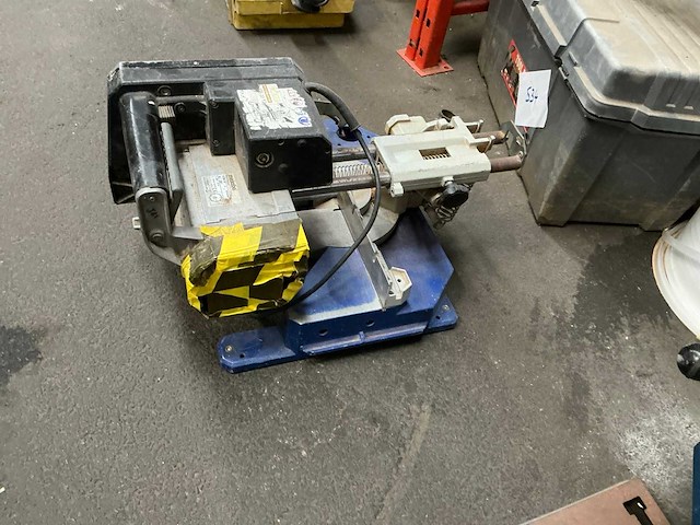 Metabo kgs301 verstekzaag - afbeelding 1 van  5