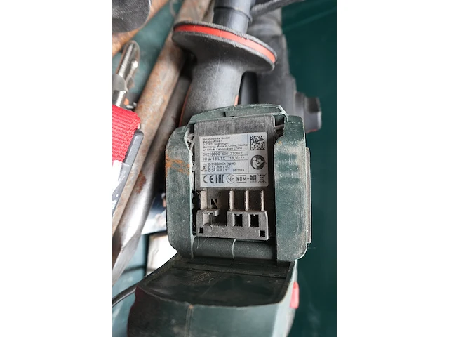 Metabo kha 18 ltx accu-boorhamer met lader en toebehoren - afbeelding 2 van  4