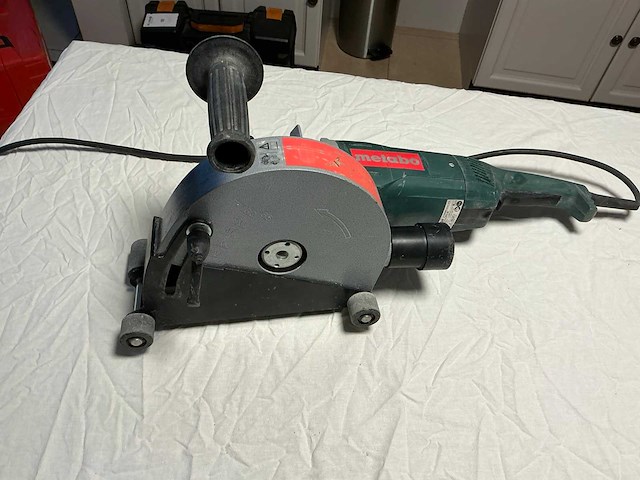 Metabo mfx65 haakse slijpmachine - afbeelding 3 van  7