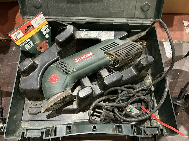 Metabo schuurmachine - afbeelding 1 van  2