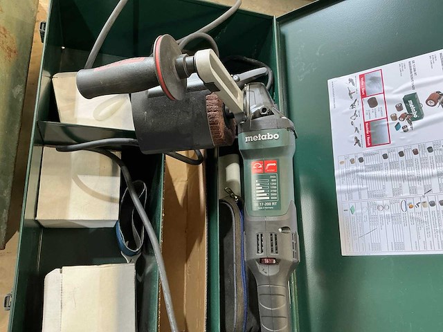 Metabo se 17-200rt satineermachine - afbeelding 3 van  9