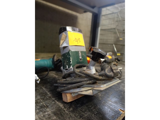 Metabo sleuvenfreesmachine (na te zien) - afbeelding 1 van  6