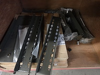 Metaen werkbank + inhoud - afbeelding 13 van  20
