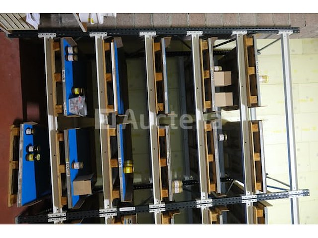 Metal rack - afbeelding 4 van  5