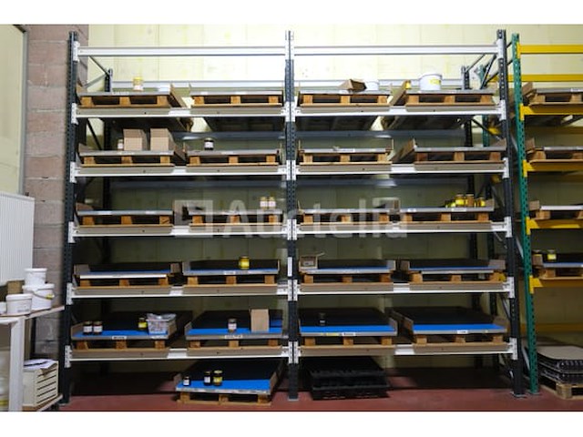 Metal rack - afbeelding 5 van  5