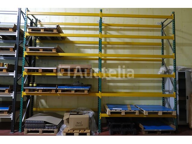 Metal rack - afbeelding 1 van  5