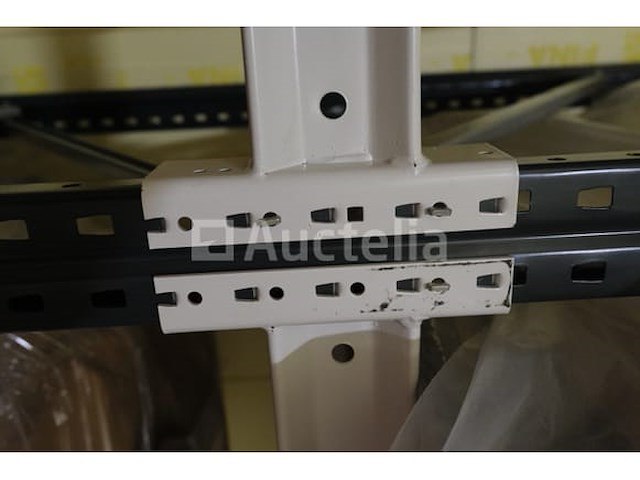 Metal rack - afbeelding 1 van  6