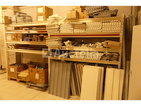 Metal rack - afbeelding 2 van  8