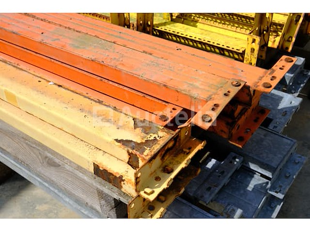 Metal rack - afbeelding 3 van  8