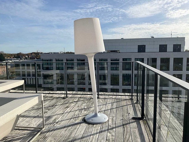 Metalarte led vloerlamp voor binnen en buiten - afbeelding 2 van  7