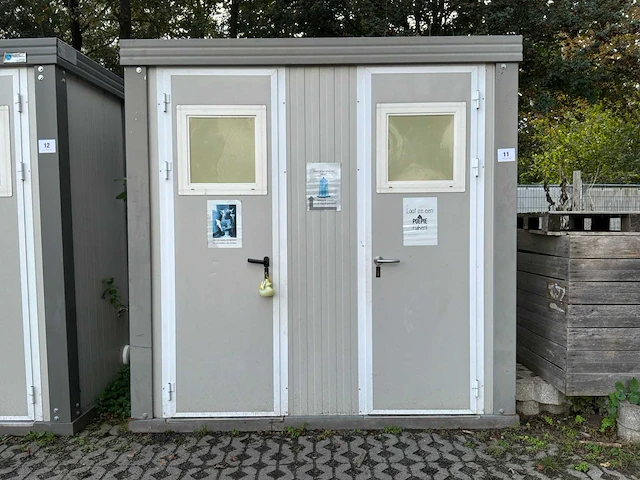 Metalbox sanitaire container - afbeelding 1 van  13