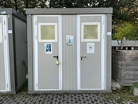 Metalbox sanitaire container
