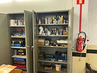 Metalen 2-deurs archiefkast met inhoud (2x) - afbeelding 1 van  6
