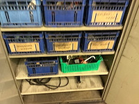 Metalen 2-deurs archiefkast met inhoud - afbeelding 5 van  5