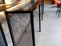 Metalen afscheiding + omheining - afbeelding 1 van  4