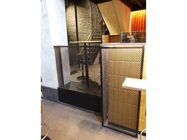 Metalen afscheiding + omheining - afbeelding 3 van  4