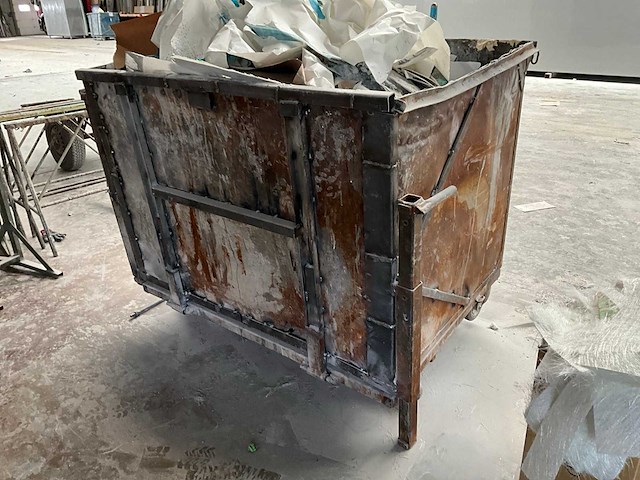 Metalen afvalcontainer - afbeelding 2 van  6