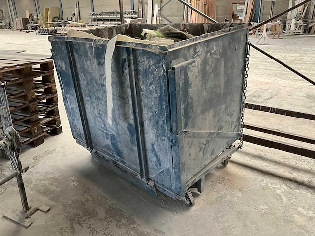 Metalen afvalcontainer - afbeelding 1 van  7