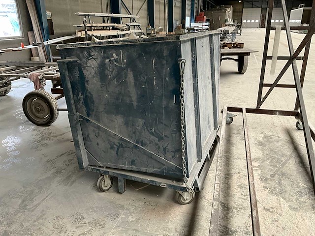 Metalen afvalcontainer - afbeelding 4 van  7
