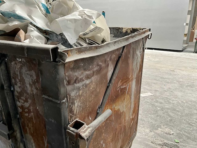 Metalen afvalcontainer - afbeelding 4 van  6