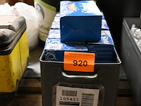 Metalen bak met elastiekjes - afbeelding 1 van  2