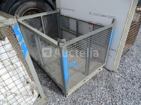 Metalen bak met verwijderbare kraandeur - afbeelding 1 van  4