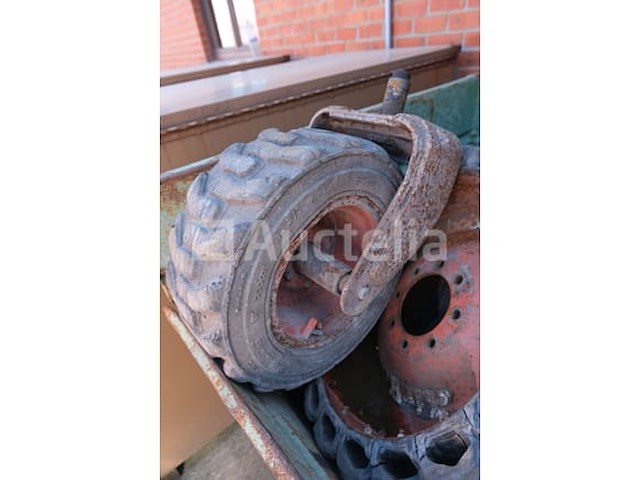 Metalen bak op wielen - afbeelding 11 van  11