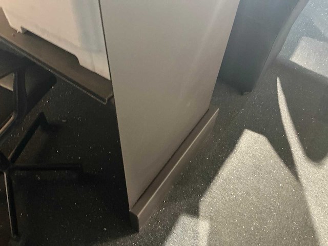 Metalen baliemeubel - afbeelding 7 van  11