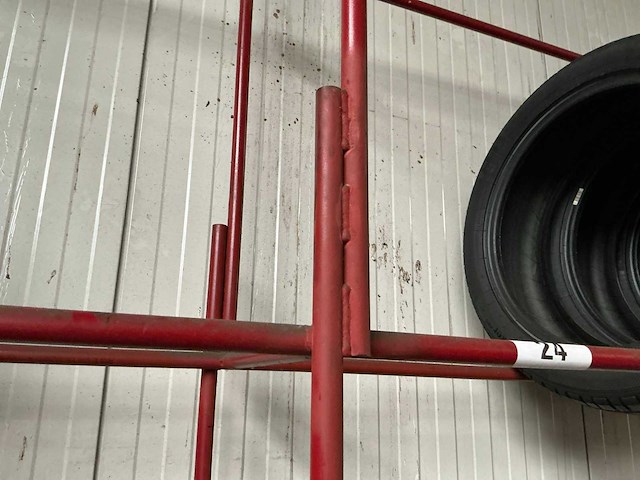 Metalen bandenrek - afbeelding 4 van  5