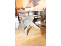 Metalen bevestigingen voor buitenarmaturen - afbeelding 11 van  34