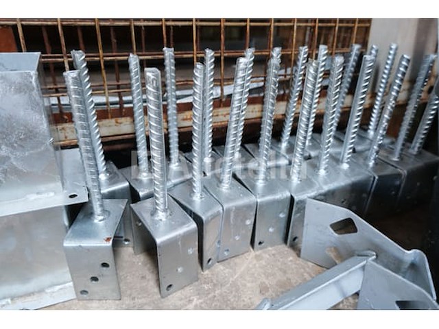 Metalen bevestigingen voor buitenarmaturen - afbeelding 15 van  34