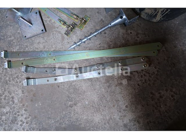 Metalen bevestigingen voor buitenarmaturen - afbeelding 26 van  34