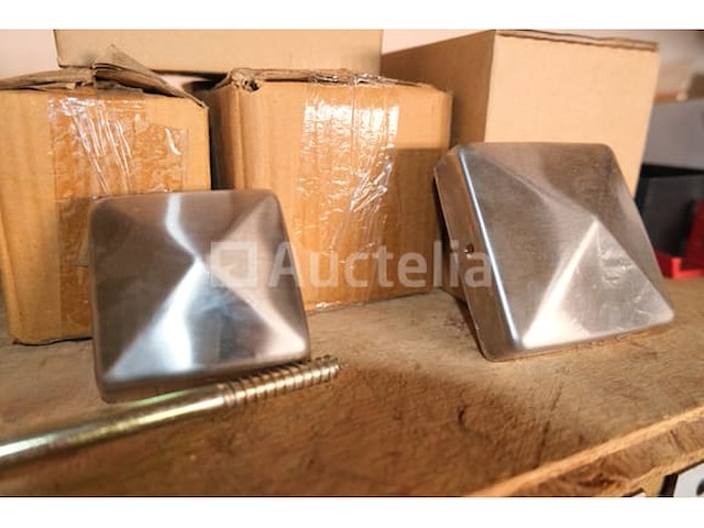 Metalen bevestigingen voor buitenarmaturen - afbeelding 30 van  34