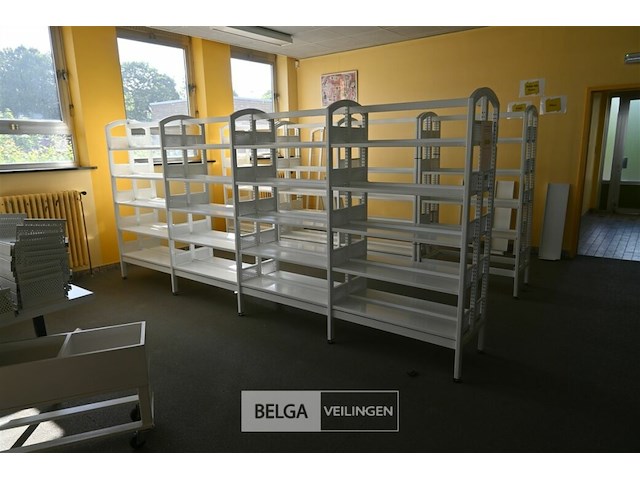 Metalen bibliotheekrek - afbeelding 1 van  5