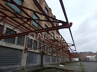 Metalen binnenplaats - afbeelding 3 van  8