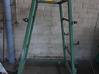 Metalen bobijnenrek