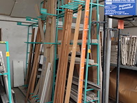 Metalen bok + inhoud hout - afbeelding 1 van  6