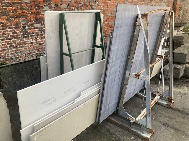 Metalen bokken + materiaal (2x) - afbeelding 1 van  6