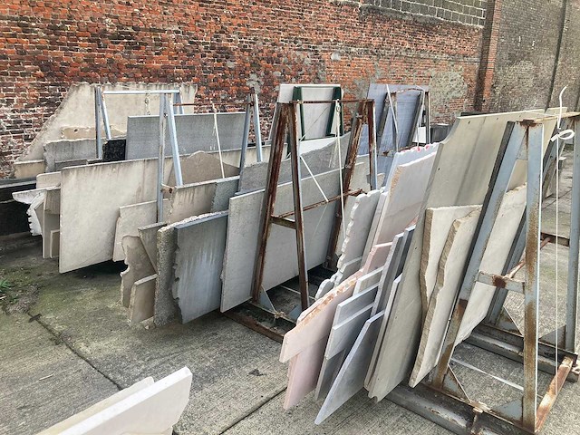 Metalen bokken + materiaal (4x) - afbeelding 1 van  9