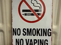 Metalen bord - afbeelding 1 van  1